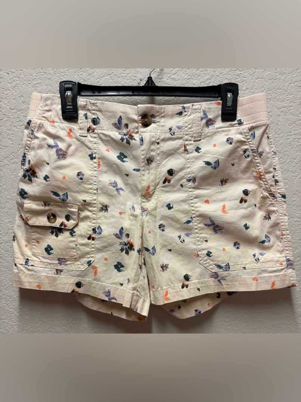 Women's Sonoma Butter Yellow Floral Utility Shorts NWT Size 10